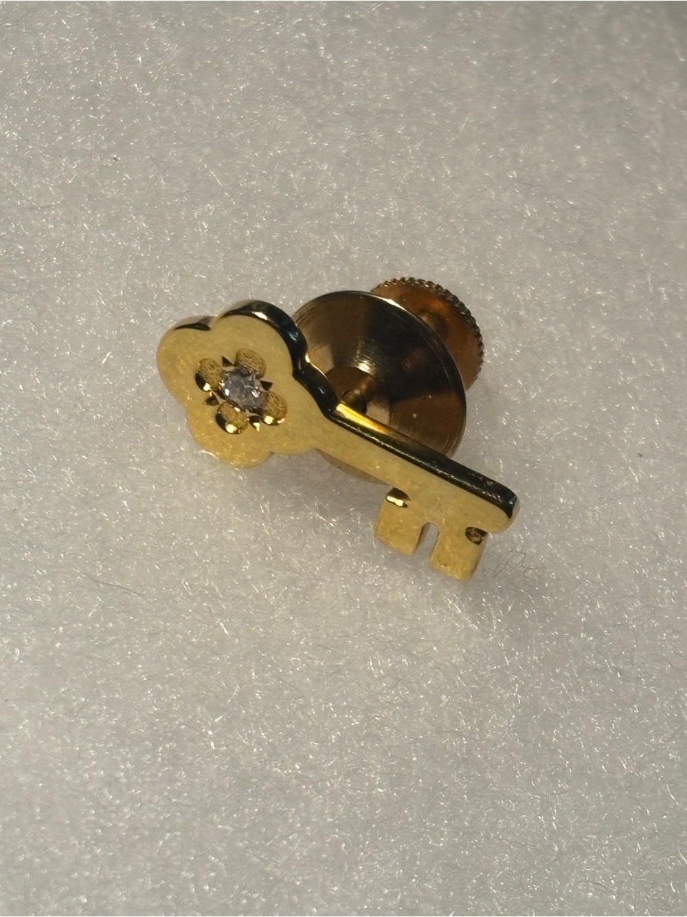 10k Gold Emblem Small Key Pin with Diamond Accent